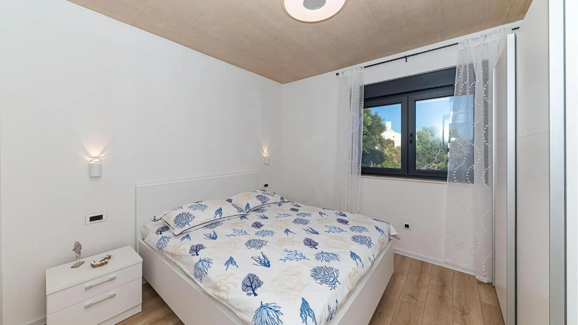6 Bedroom Stunning Home In Kastel Luksic Kaštela 0*,  Κροατία